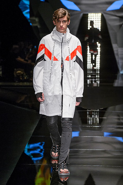 Milano Moda Uomo Primavera/Estate 2018 Wolf Totem